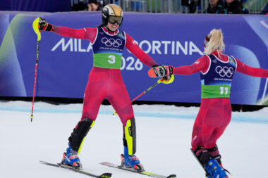 JO - Raedler et Huber d’Autriche remportent le combiné par équipes. Mikaela Shiffrin, skieuse la plus titrée en Coupe du monde, termine 4ᵉ