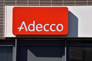 Adecco voit un rebond des embauches et affiche un optimisme prudent pour 2026