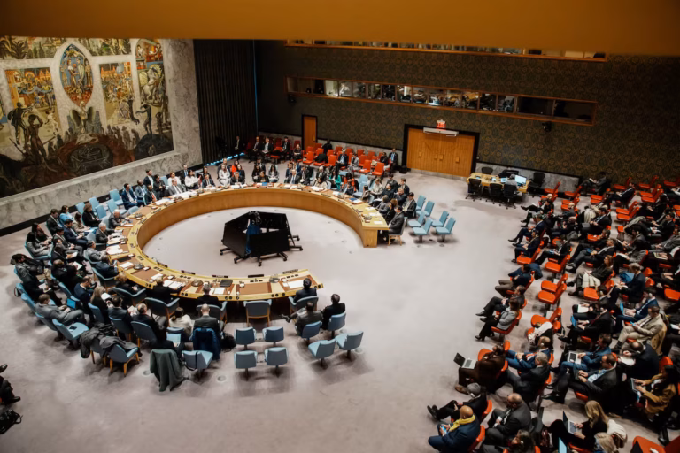 Après les frappes contre l’Iran, le Conseil de sécurité de l’ONU convoqué en urgence (AP)