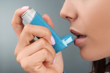 Asthme : comprendre les différences de risque entre les sexes