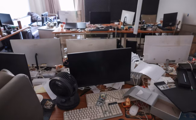 Au Cambodge, la découverte d’un centre d’escroquerie abandonné met à nu la violence ordinaire de la fraude mondiale (AP)