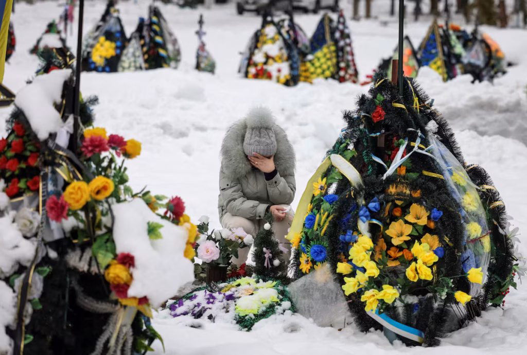 Avant le discours de Trump, des sénateurs américains affichent un soutien bipartisan fort à l’Ukraine (AP)