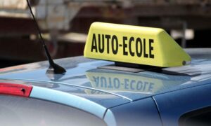 Beaumont-sur-Oise : un moniteur d’auto-école contrôlé alors que son permis était invalide