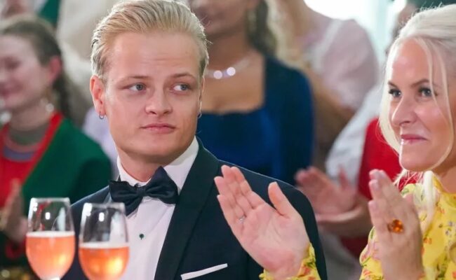 Le fils de la princesse héritière de Norvège arrêté la veille son procès pour viol