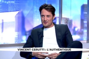 L'ex-vedette de TF1 Vincent Cerutti condamné à 8 mois de prison pour avoir mordu les fesses de sa collègue