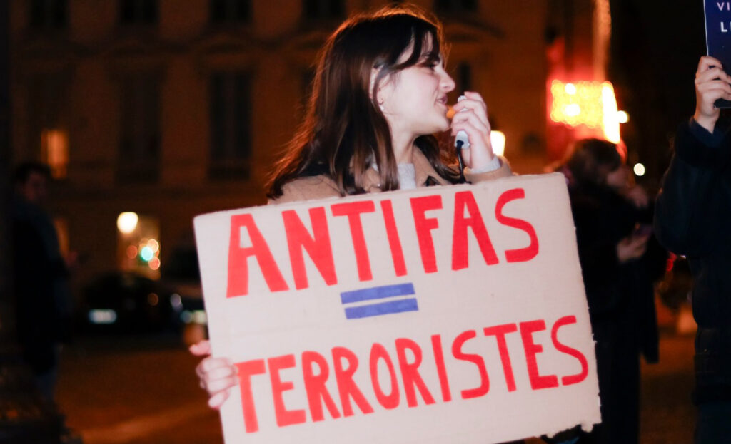 Lyon : un agent de sécurité du collectif Némésis en état de mort cérébrale après avoir été tabassé par des "antifas"