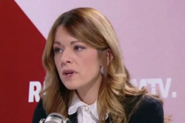 Mort de Quentin Deranque : Maud Bregeon presse LFI d’exclure Raphaël Arnault