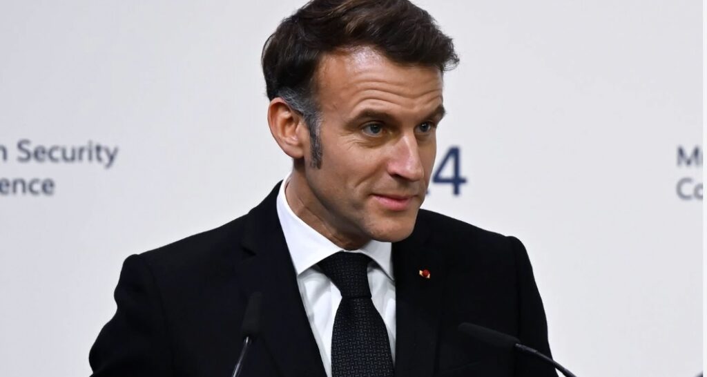 Mort de Quentin Deranque : Emmanuel Macron appelle à éviter « tout engrenage de violence »