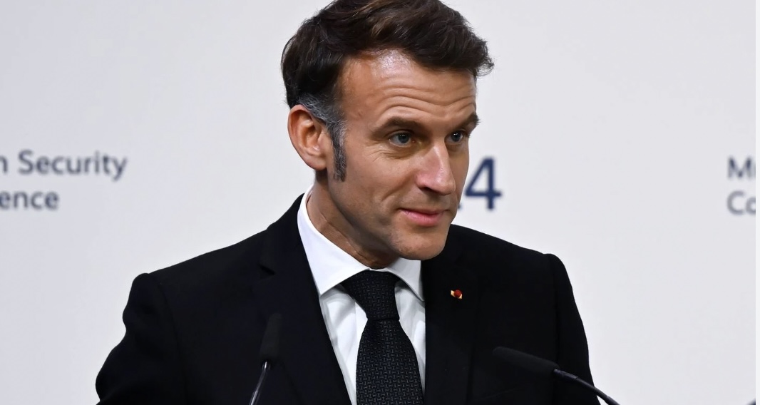 Mort de Quentin Deranque : Emmanuel Macron appelle à éviter « tout engrenage de violence »