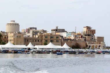 Cinq corps de migrants retrouvés sur une plage près de Tripoli