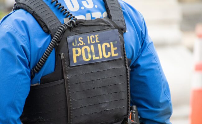 Déportée vers un pays tiers où l’homosexualité est illégale - le parcours d’une demandeuse d’asile renvoyée au Maroc (AP)