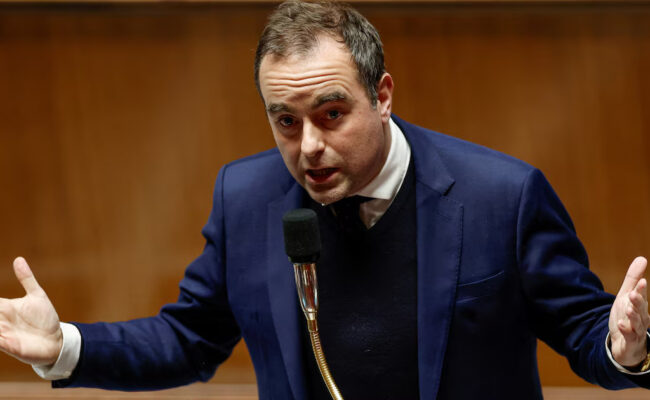 Diplôme contesté : la Cour de justice de la République écarte la plainte visant Sébastien Lecornu