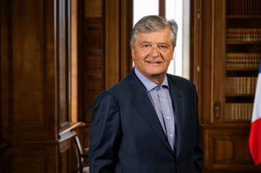 Droits de douane américains : Paris appelle à une réponse « unie » de l’Union européenne