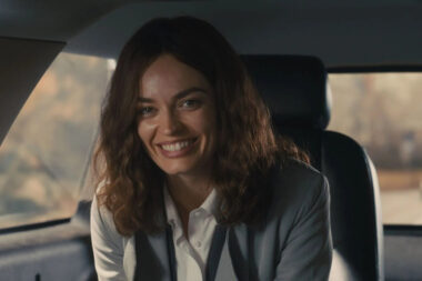  Ella McCay débarque sur Disney+ après l’annulation surprise de sa sortie cinéma