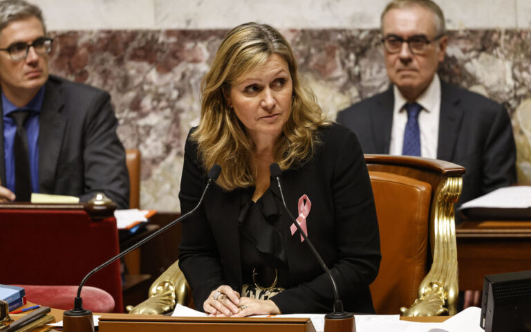 Fin de vie : le vote solennel à l’Assemblée repoussé à mercredi