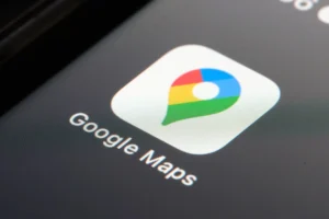 Google Maps - sans compte connecté, des avis et photos disparaissent