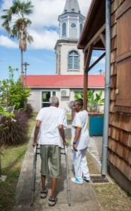 Guadeloupe : un dispositif mobile pour accompagner les malades d’Alzheimer dans le sud Basse-Terre