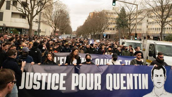 Hommage à Quentin Deranque : après des saluts nazis et des propos racistes, deux enquêtes ouvertes