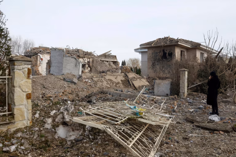 Kiev évoque une nouvelle série de pourparlers de paix en Ukraine cette semaine (AP)