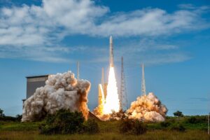 Kourou : Ariane 6 réussit son premier vol à quatre propulseurs pour la constellation du groupe Amazon