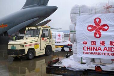 La Chine annonce une nouvelle aide humanitaire à l’Ukraine, un geste calculé dans un moment diplomatique clé