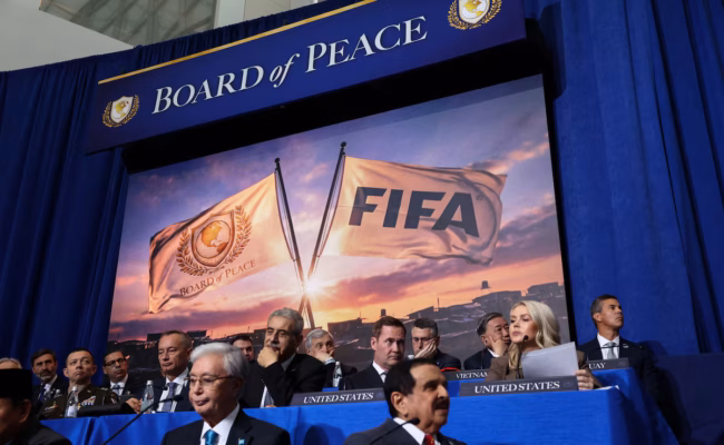 La FIFA et le Conseil de la paix s’allient pour soutenir la reconstruction de Gaza via le football (AP)