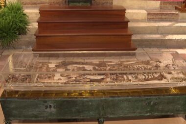 Le squelette de Saint François d’Assise exposé pour les 800 ans de sa mort