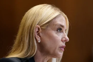 Les États-Unis arrêtent un suspect clé de l’attaque du consulat de Benghazi en 2012 (AP)