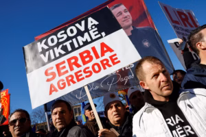 Les avocats de l’ex-président kosovar Hashim Thaci demandent son acquittement pour crimes de guerre (AP)