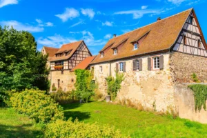 Maison à la campagne ou appartement en ville - l’empreinte écologique bouscule les idées reçues