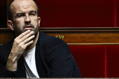 Manuel Bompard dénonce une « stigmatisation » après les propos de Macron sur LFI