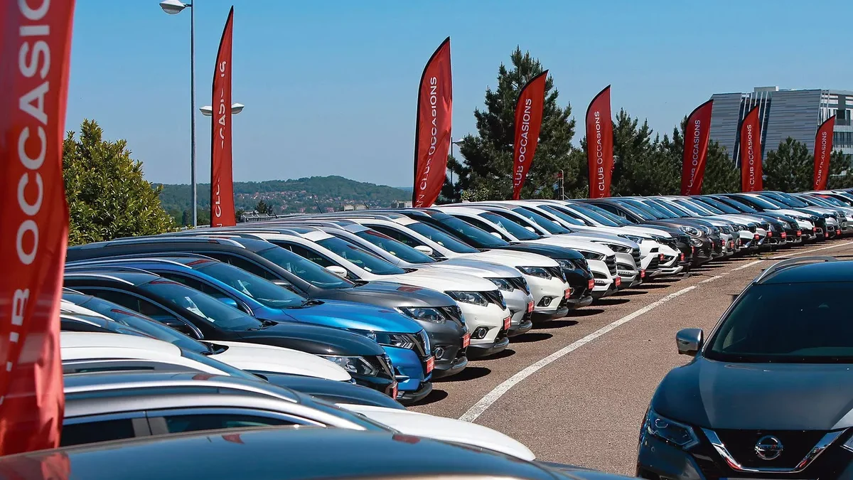 Marché des véhicules d’occasion en France – janvier 2026 dans le rouge, pourquoi ?