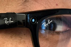 Meta prépare une identification faciale sur ses lunettes connectées