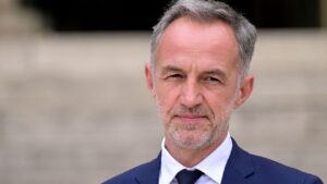 Municipales à Paris : Emmanuel Grégoire porte plainte contre Rachida Dati pour diffamation