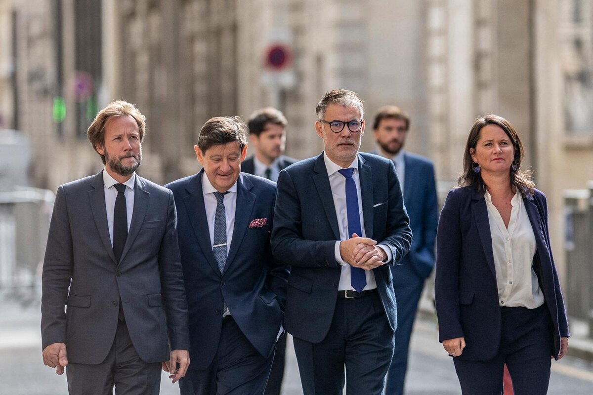 Local elections: the Socialist Party is considering rare alliances with La France Insoumise in the second round, under certain conditions.