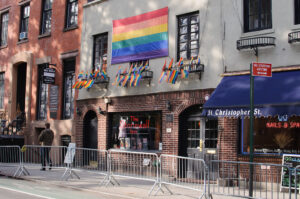 New York : polémique après le retrait du drapeau arc-en-ciel du site historique de Stonewall