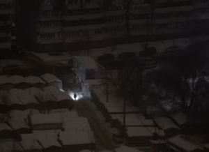 Nuit de frappes massives - des milliers d’Ukrainiens privés de chauffage et d’électricité après une attaque russe (AP)