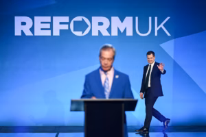 Reform UK nomme Robert Jenrick à la tête de sa politique financière (AP)