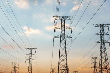 Réseaux électriques : 200 milliards d’euros sur la table pour moderniser le système français