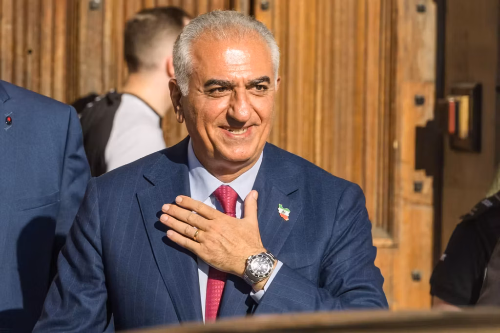 Reza Pahlavi se dit prêt à conduire la « transition » démocratique en Iran, sur fond de menaces de Trump