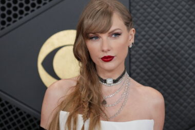 Taylor Swift domine les ventes mondiales pour la quatrième année d’affilée