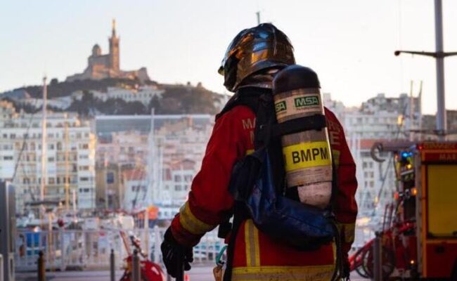 Un feu parti d’un deux-roues plonge un immeuble marseillais dans le drame