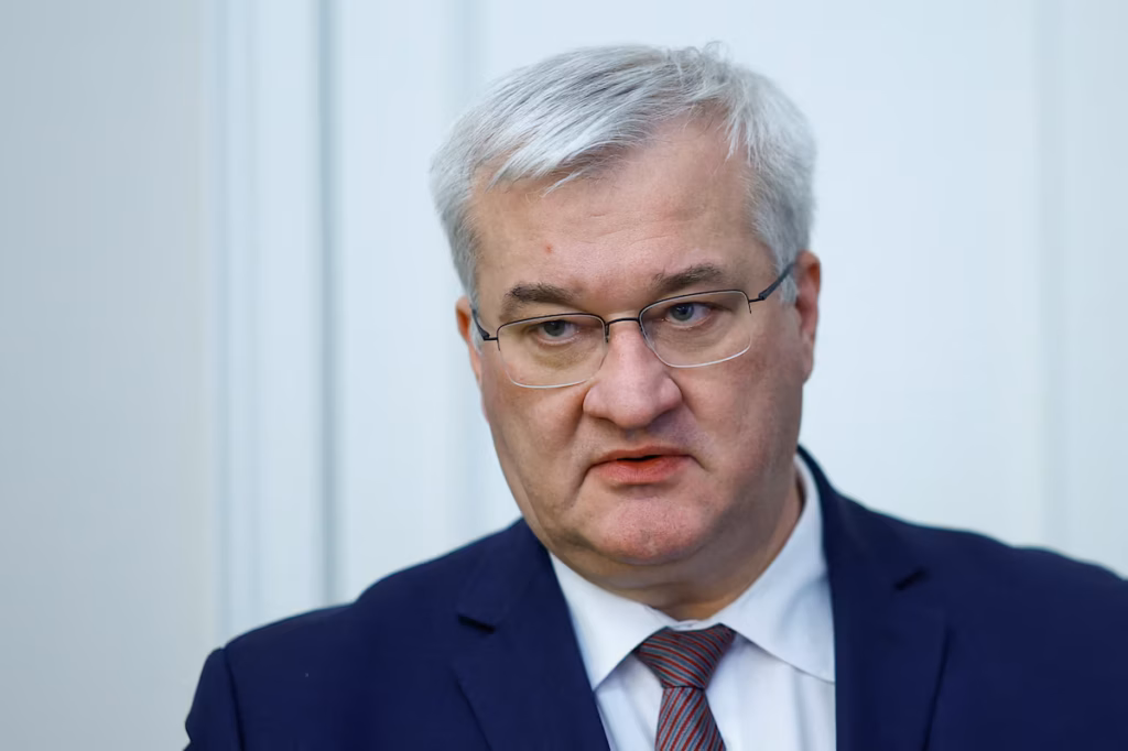 Un missile russe frappe une usine Oreo dans l’est de l’Ukraine, affirme le chef de la diplomatie (AP)