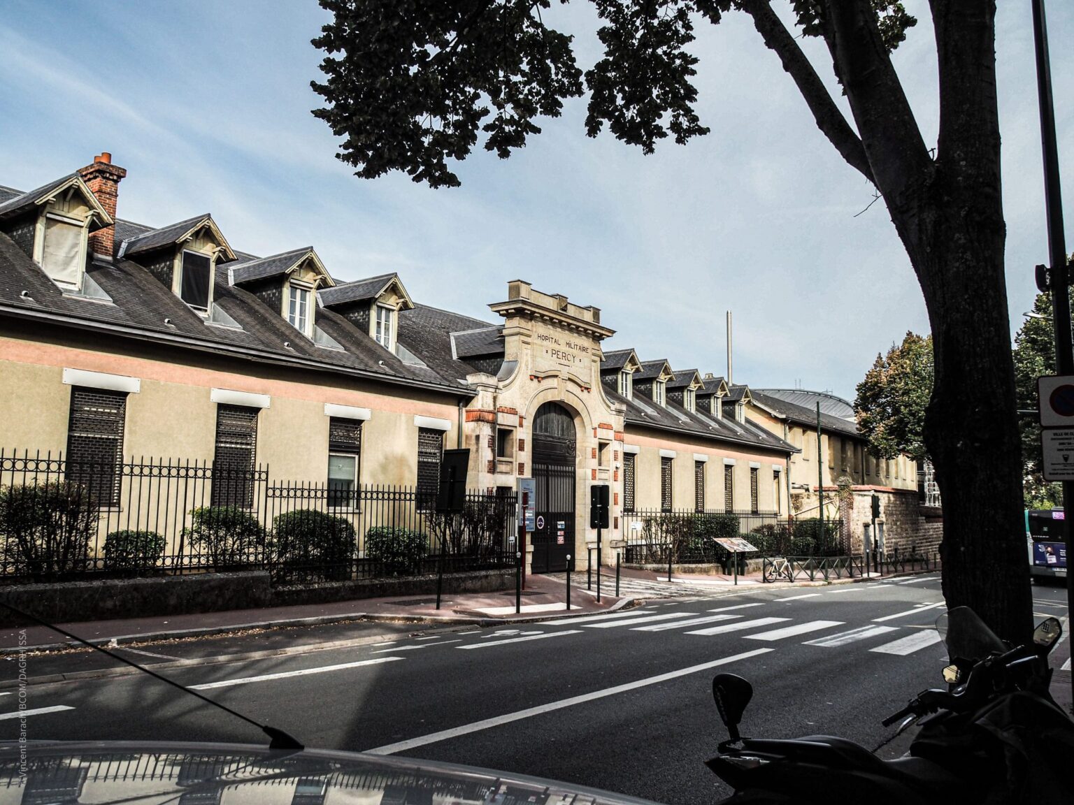 Un tir “accidentel” dans un hôpital militaire dans les Hauts-de-Seine, un soldat entre la vie et la mort