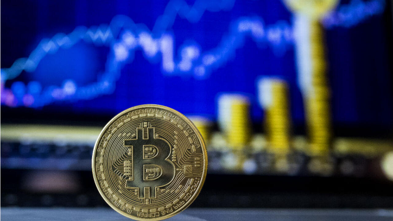 After the initial drop linked to the Iran-US war, Bitcoin regains the top spot in the market