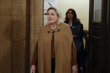 Procès en appel du RN : le parquet requiert des peines d’inéligibilité contre Marine Le Pen
