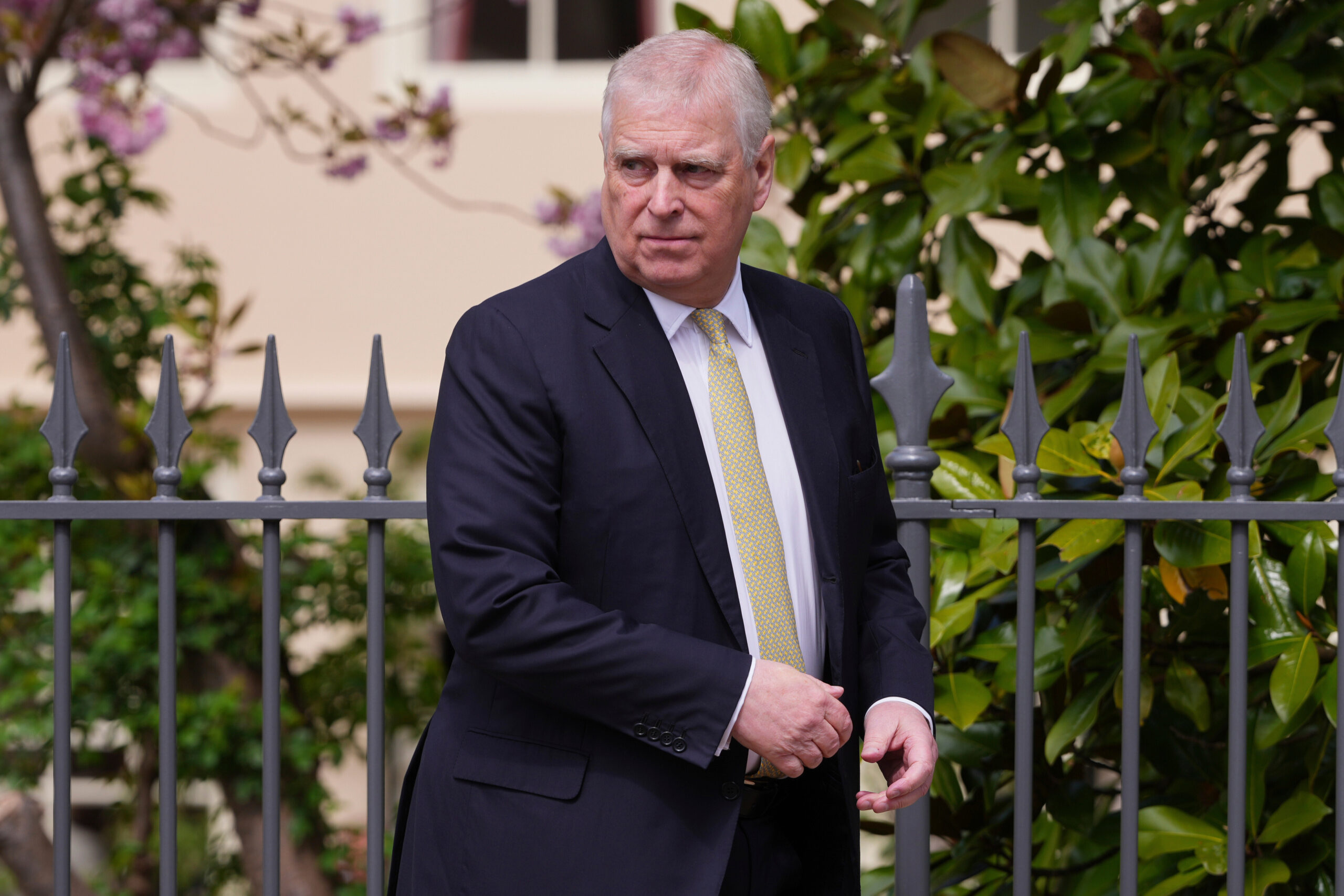 L’ex-prince Andrew a été arrêté suite à de nouveaux éléments concernant Epstein