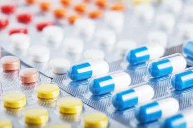 Ménopause : une vaste étude écarte le risque d’augmentation de la mortalité lié aux traitements hormonaux