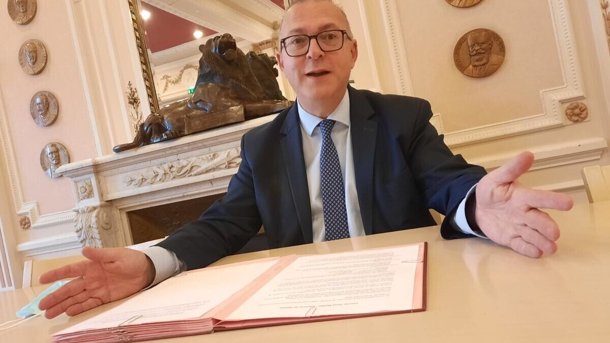 Municipales 2026 : Damien Meslot (LR) largement réélu à Belfort avec 53,41 % LR