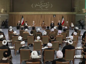 Iran : un nouveau guide suprême désigné pour succéder à Ali Khamenei, son nom n'est pas encore connu